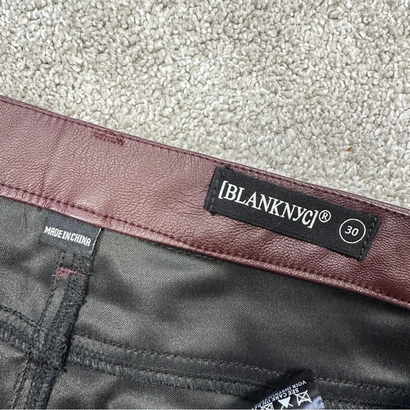 SOLD | Blank NYC Vegan Soft Leather Pants Mid-Rise Skinny Fit in Oxblood Size 30 - Picture 10 of 15